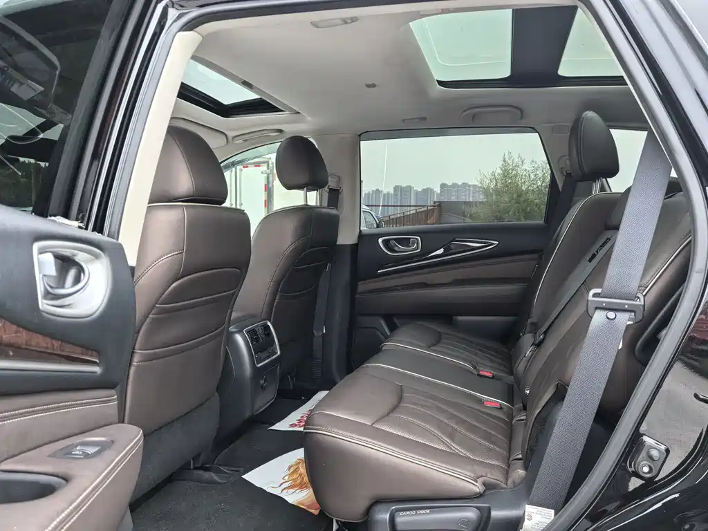Infiniti QX60 (Import) — фото 6