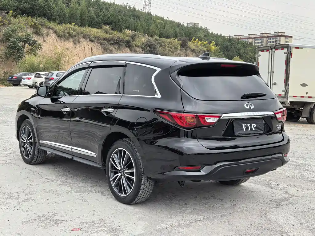 Infiniti QX60 (Import) — фото 9