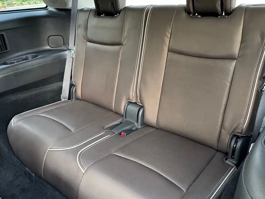 Infiniti QX60 (Import) — фото 19