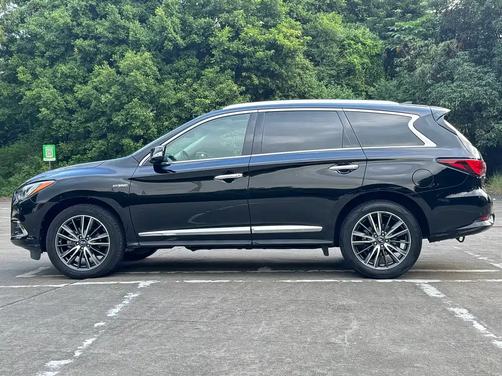 Infiniti QX60 (Import) — фото 5
