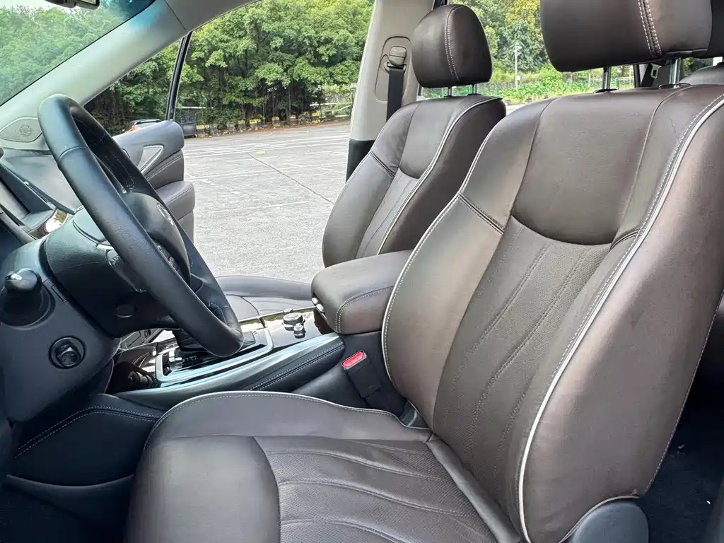 Infiniti QX60 (Import) — фото 10