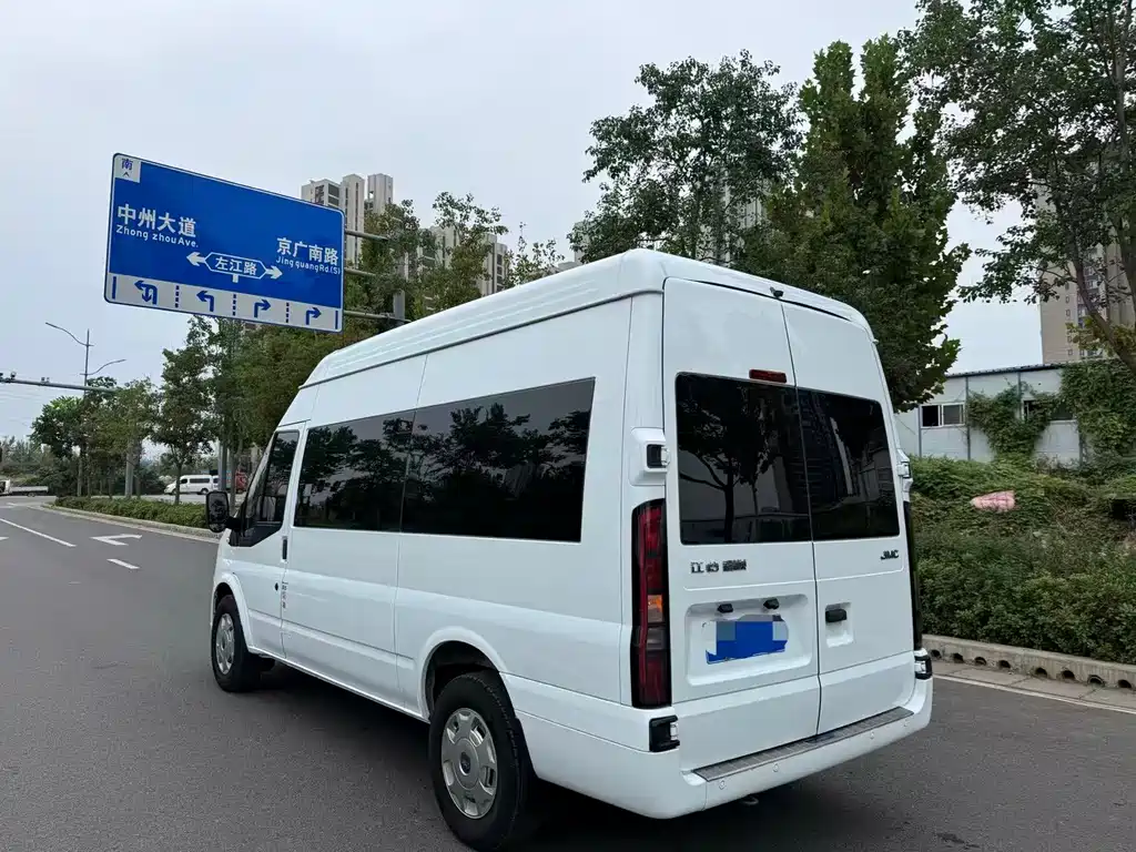 JMC JMC Fushun — фото 3
