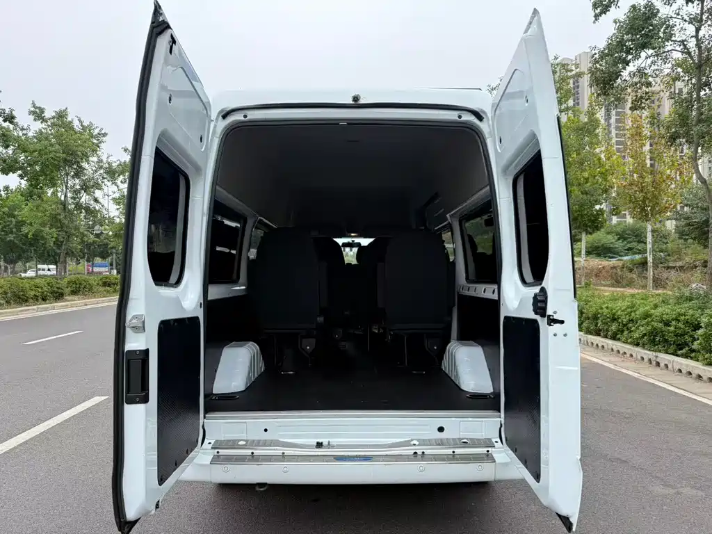 JMC JMC Fushun — фото 8