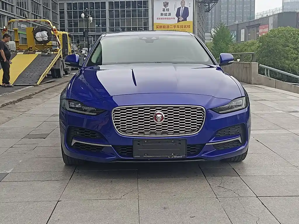 Jaguar XEL — фото 2