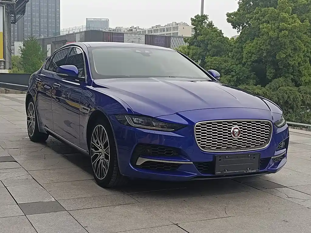 Jaguar XEL — фото 3