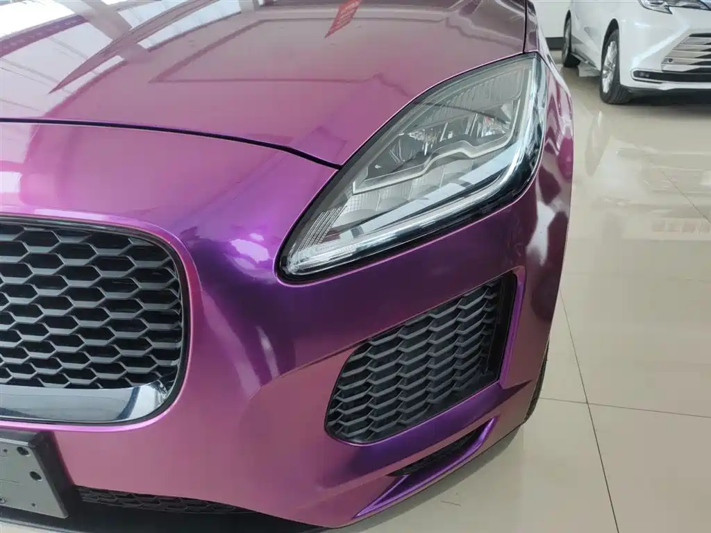 Jaguar E-PACE — фото 24