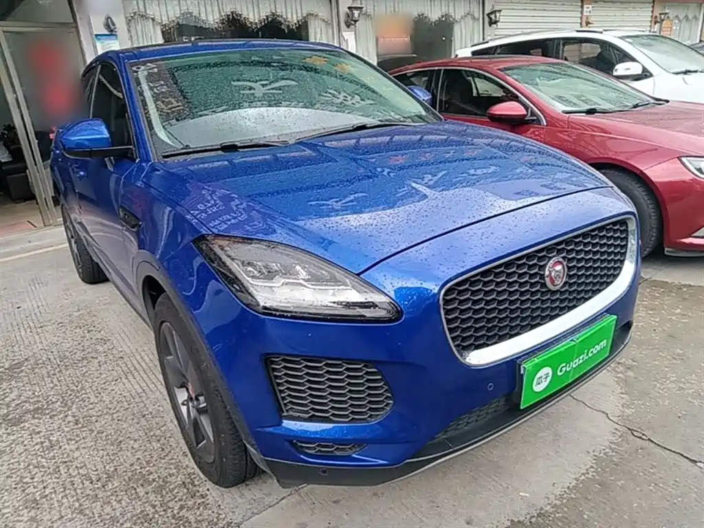 Jaguar E-PACE — фото 4