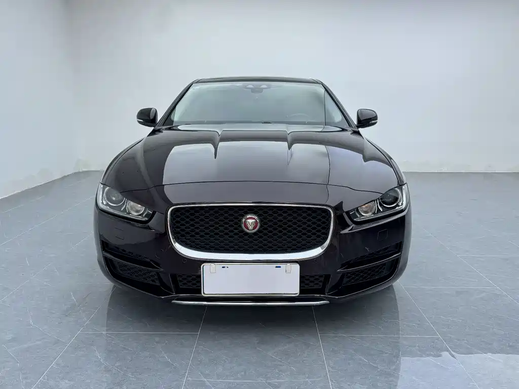Jaguar XEL — фото 2