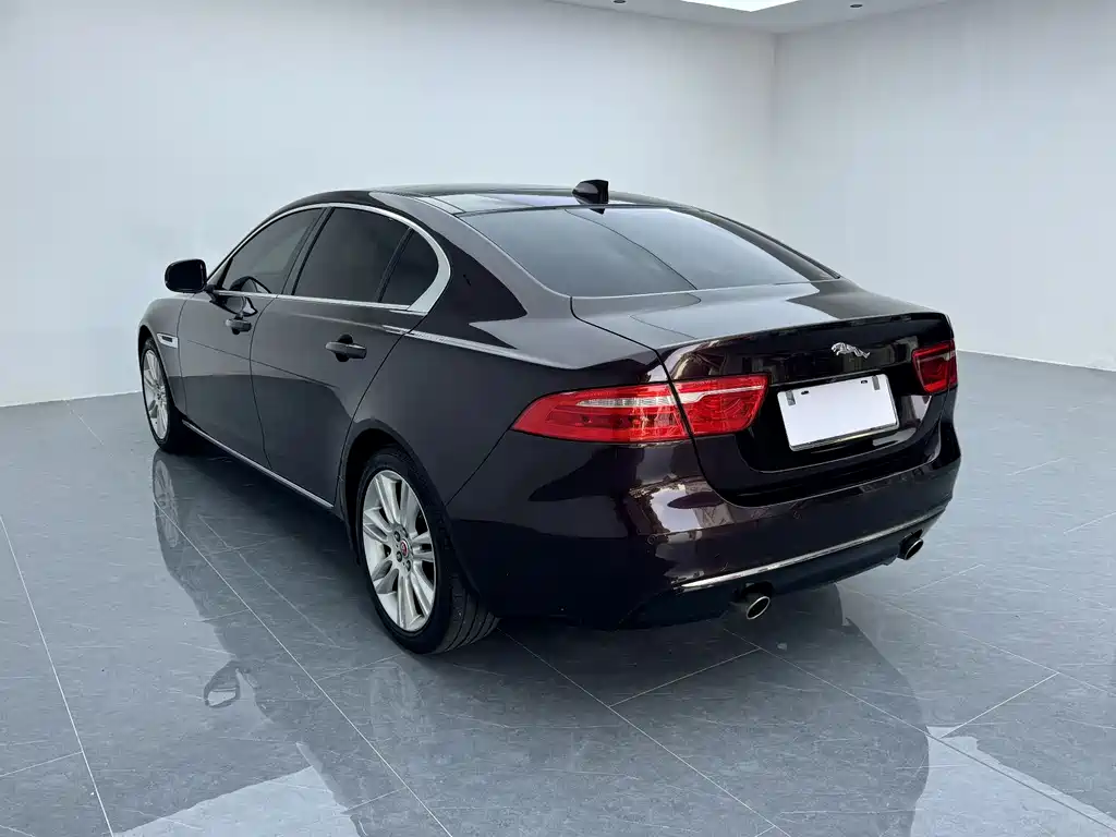 Jaguar XEL — фото 10