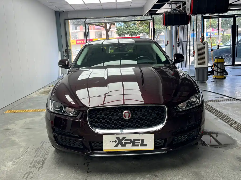 Jaguar XEL — фото 2