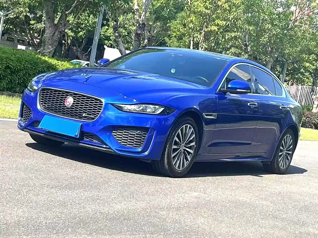 Jaguar XEL — фото 10
