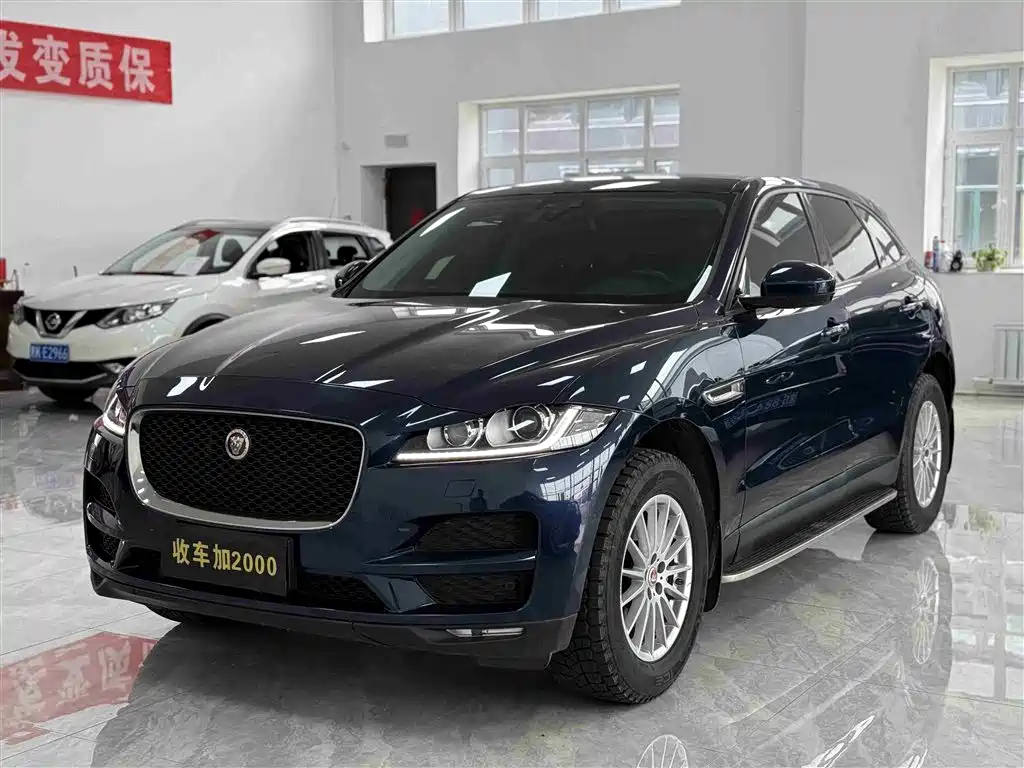 Jaguar F-PACE — фото 2