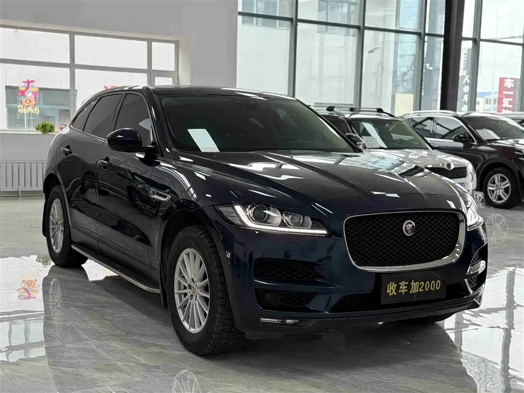 Jaguar F-PACE — фото 3