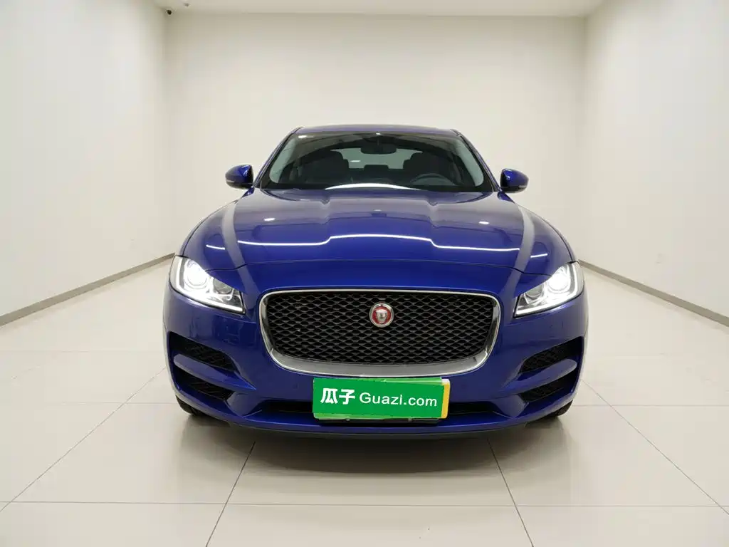 Jaguar F-PACE — фото 3
