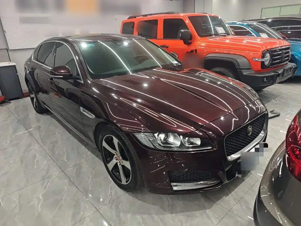 Jaguar XFL — фото 4