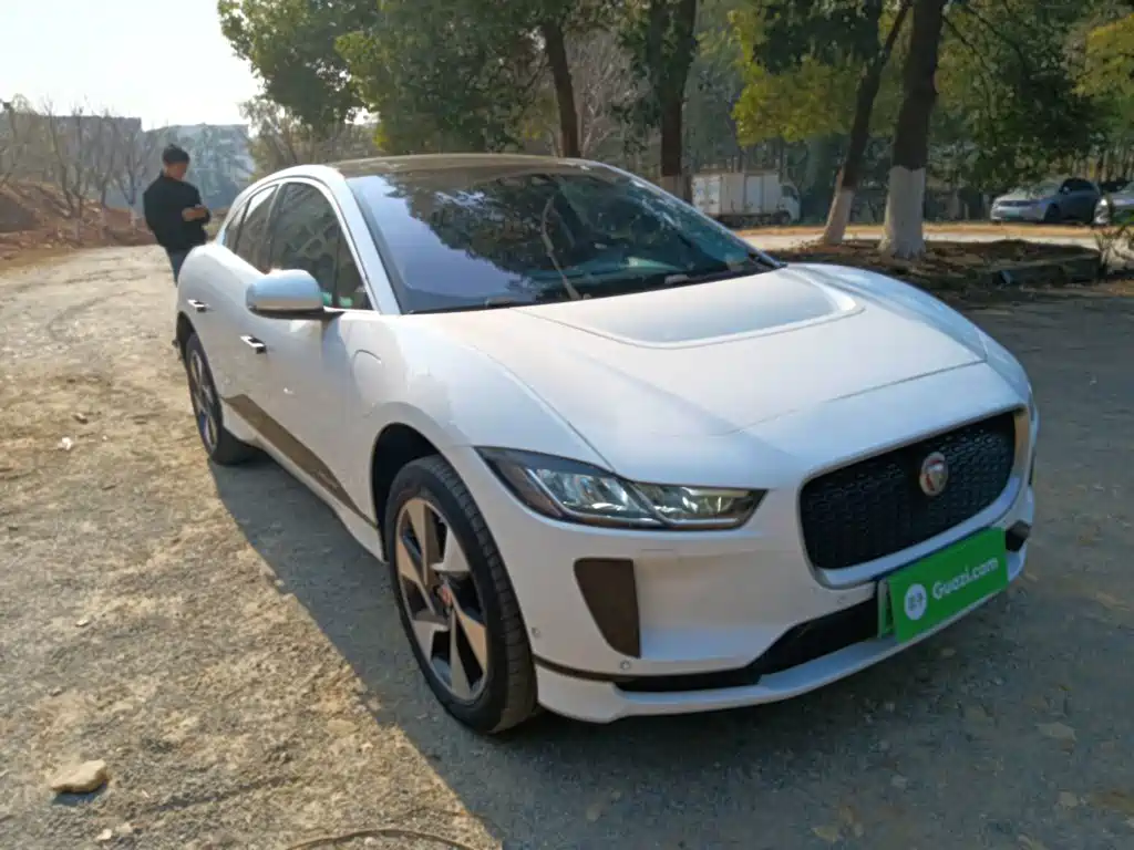 Jaguar I-PACE — фото 20