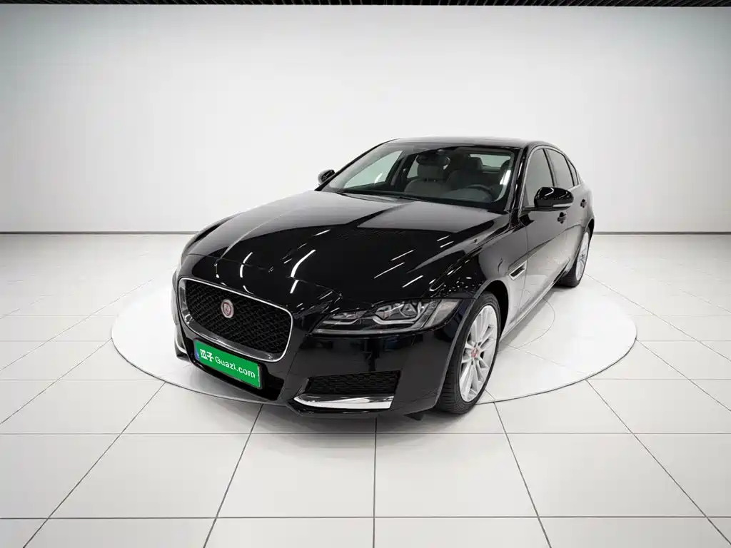 Jaguar XFL — фото 2