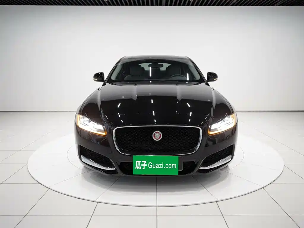 Jaguar XFL — фото 3