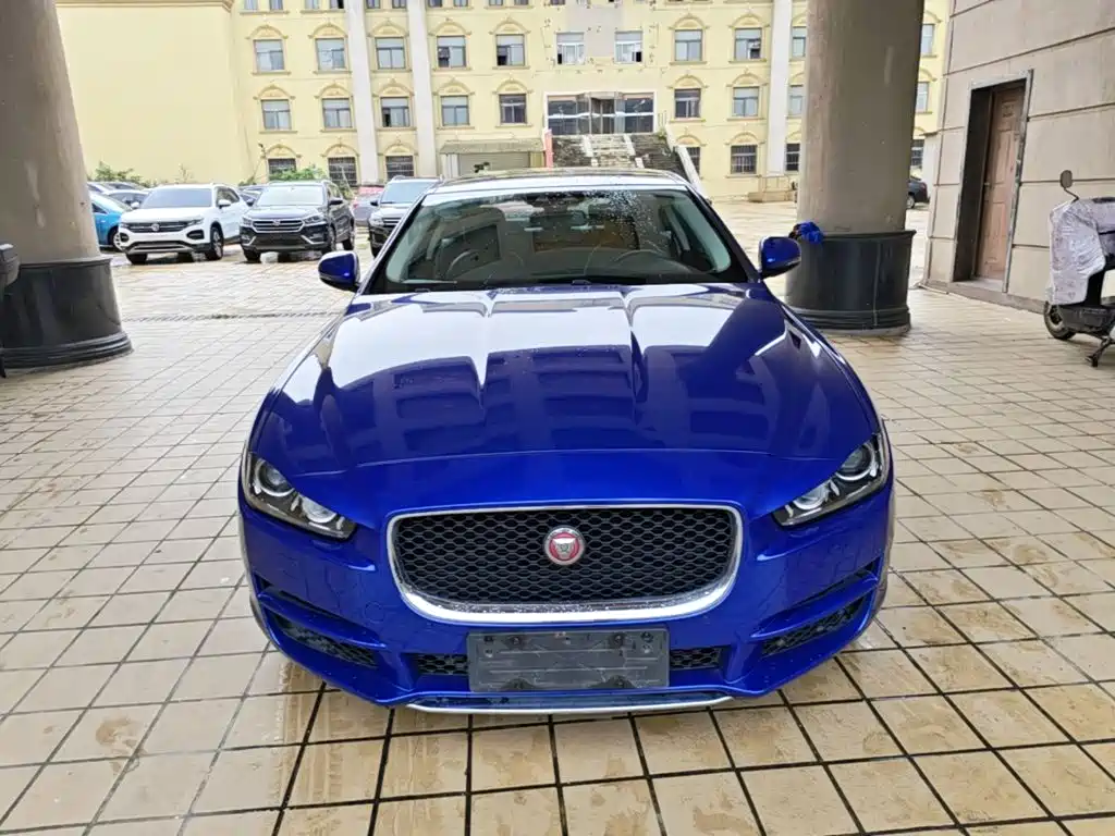 Jaguar XEL — фото 3