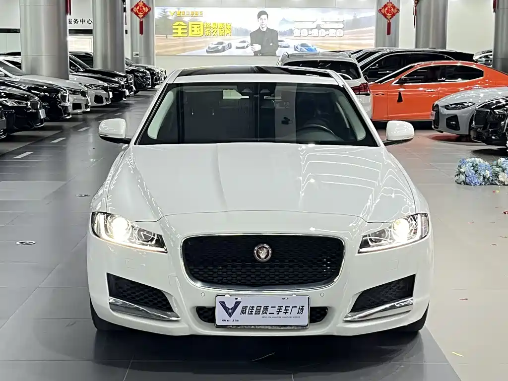 Jaguar XFL — фото 2