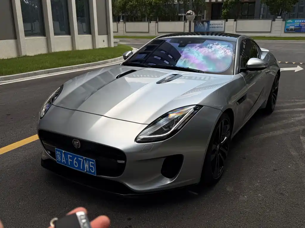 Jaguar F-TYPE — фото 9