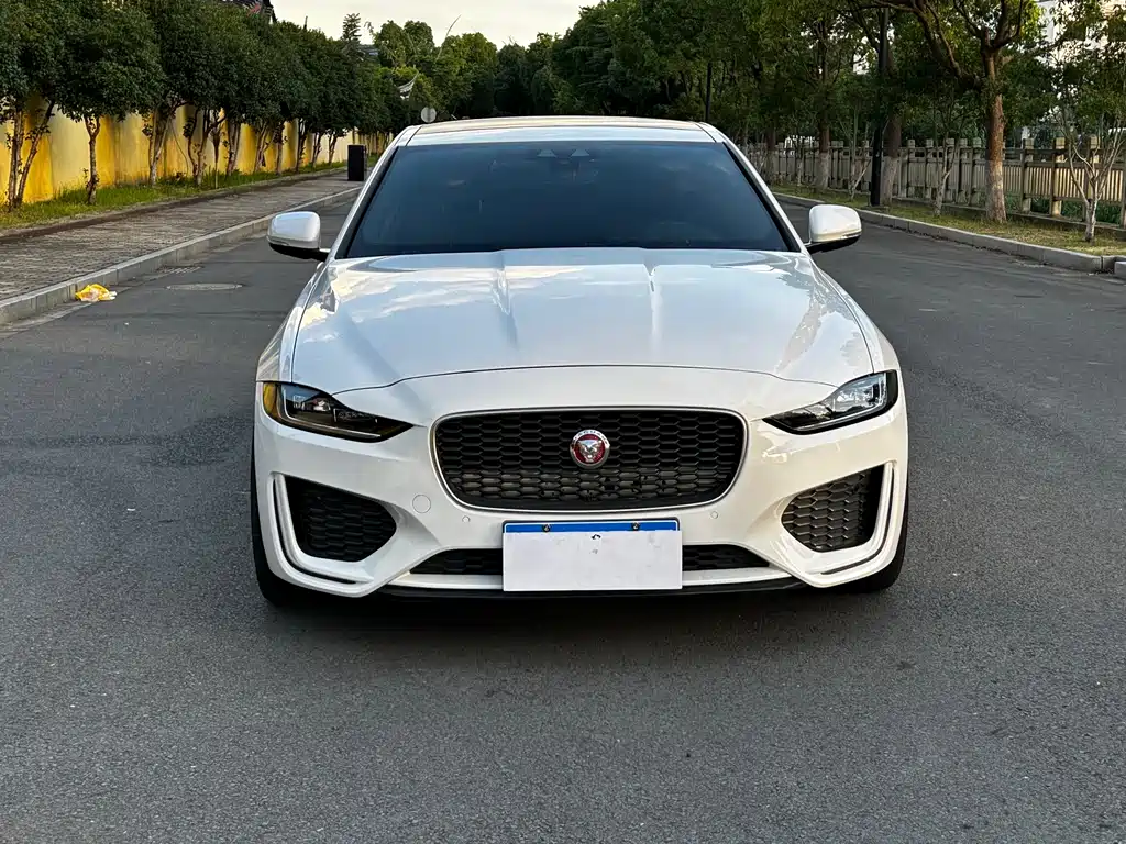 Jaguar XEL — фото 2