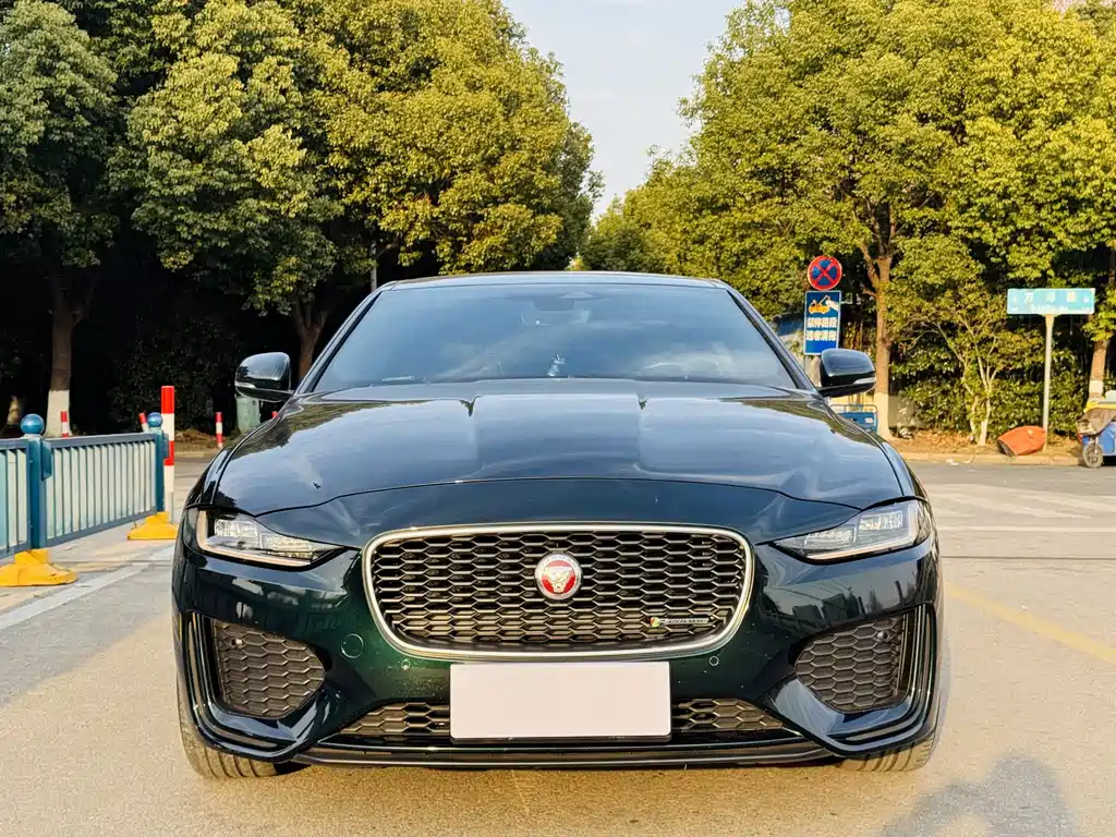 Jaguar XEL — фото 3