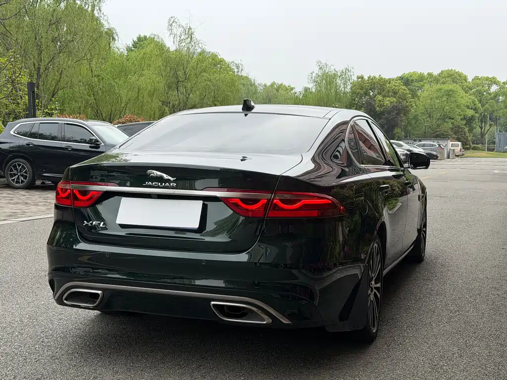 Jaguar XFL — фото 14