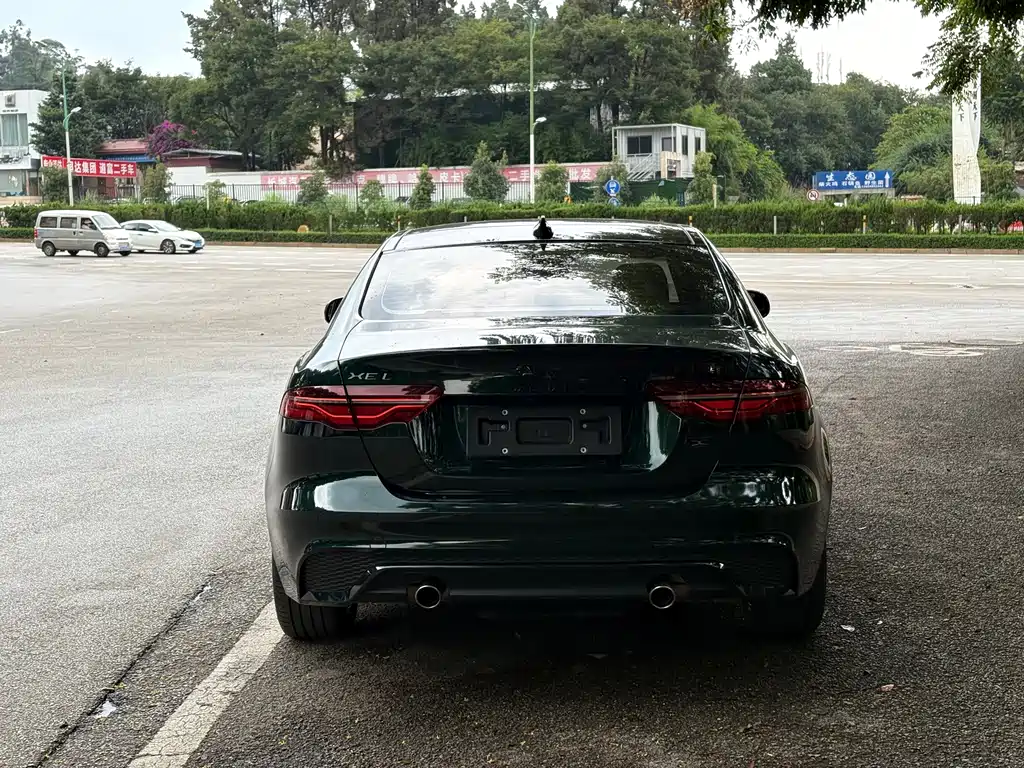Jaguar XEL — фото 10