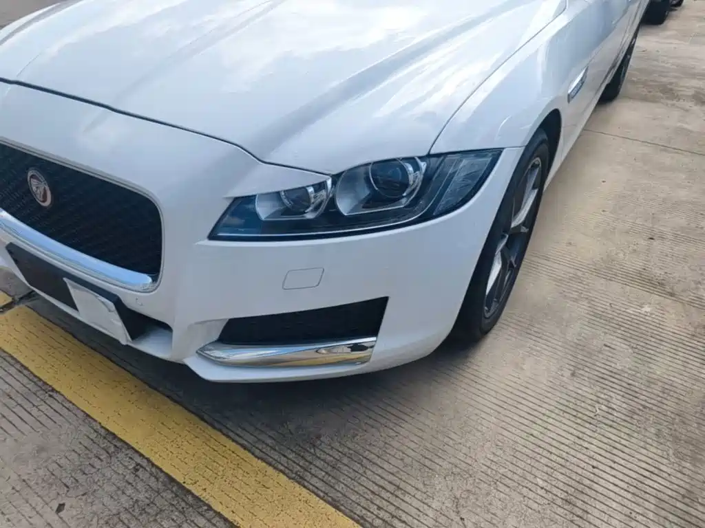 Jaguar XFL — фото 18