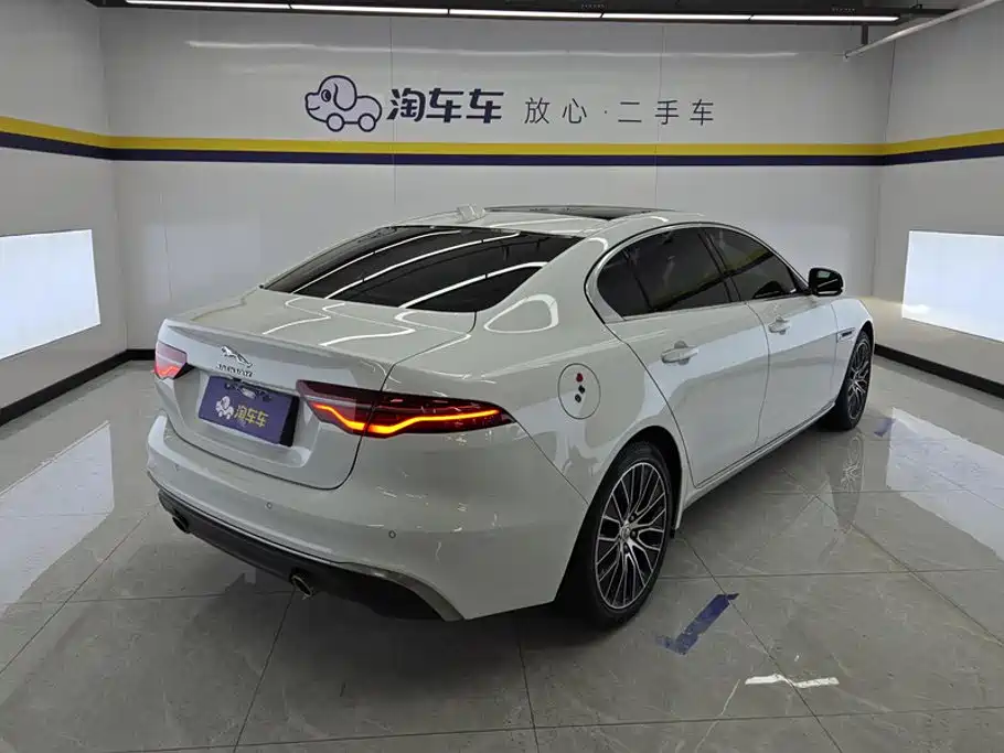 Jaguar XEL — фото 3