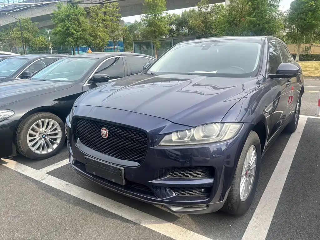 Jaguar F-PACE — фото 3