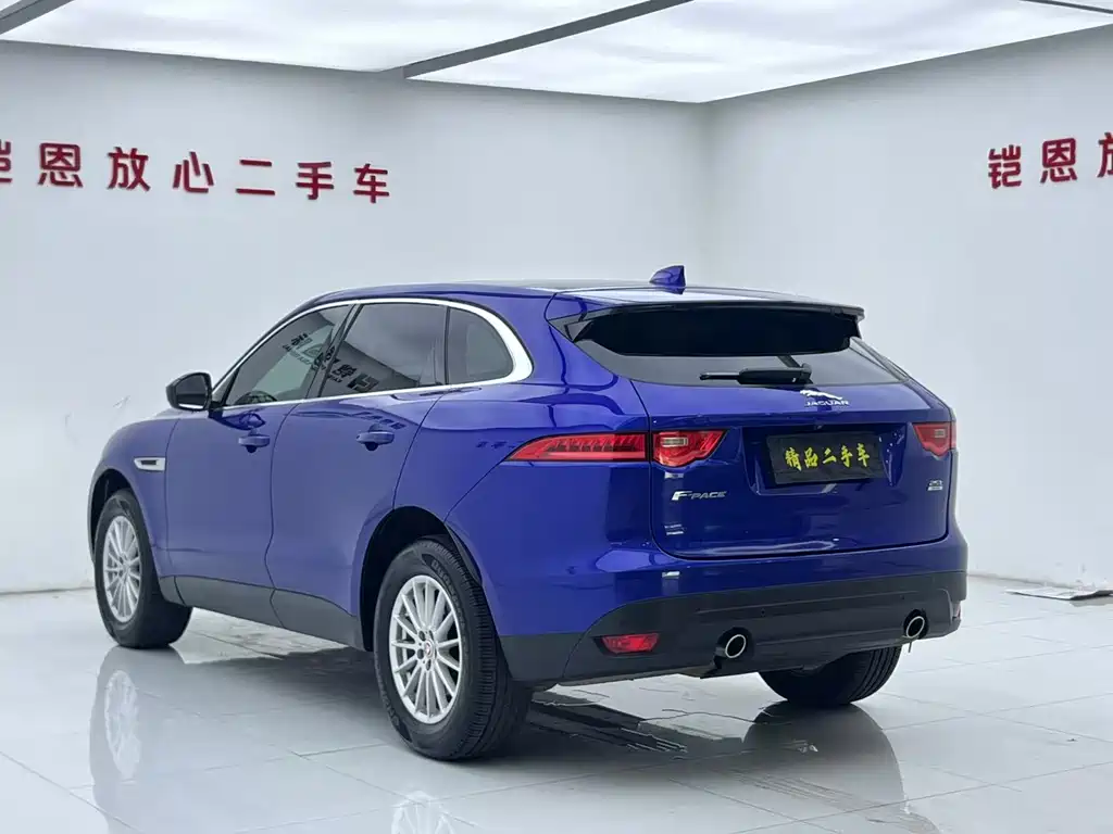 Jaguar F-PACE — фото 24