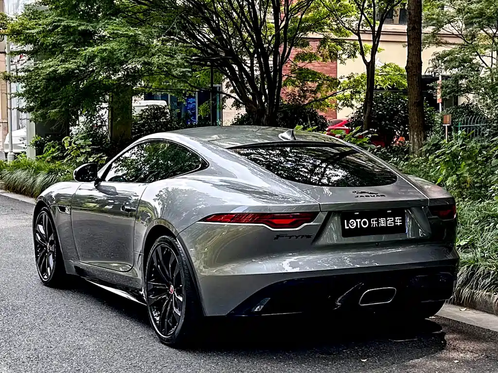 Jaguar F-TYPE — фото 4