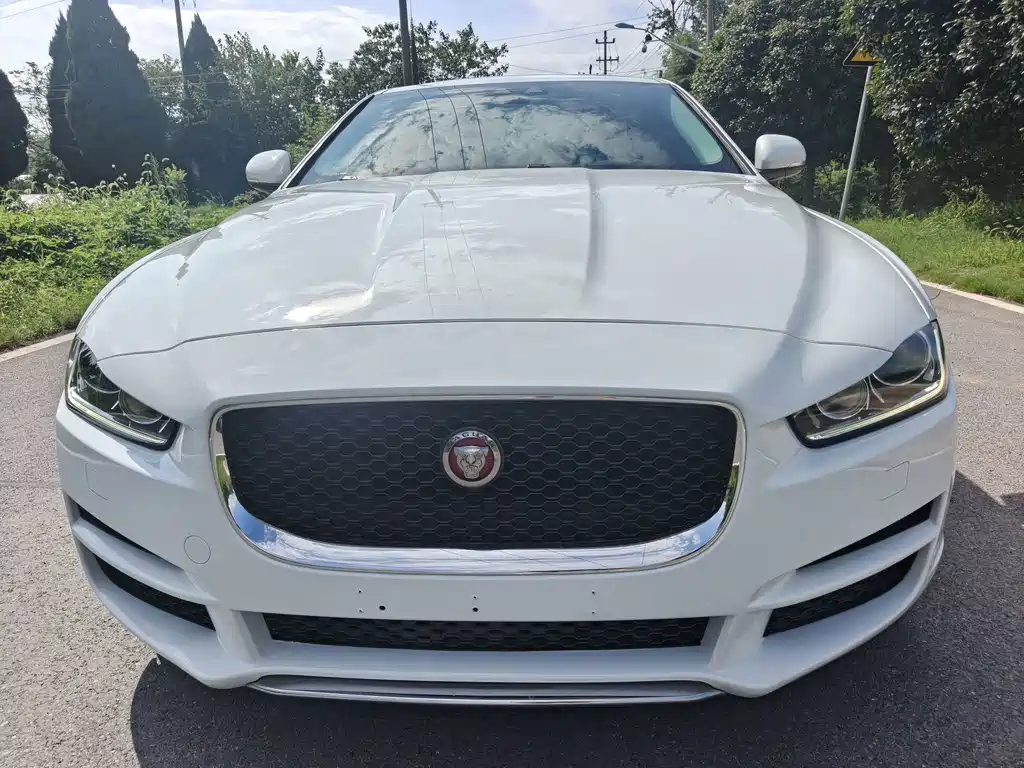 Jaguar XEL