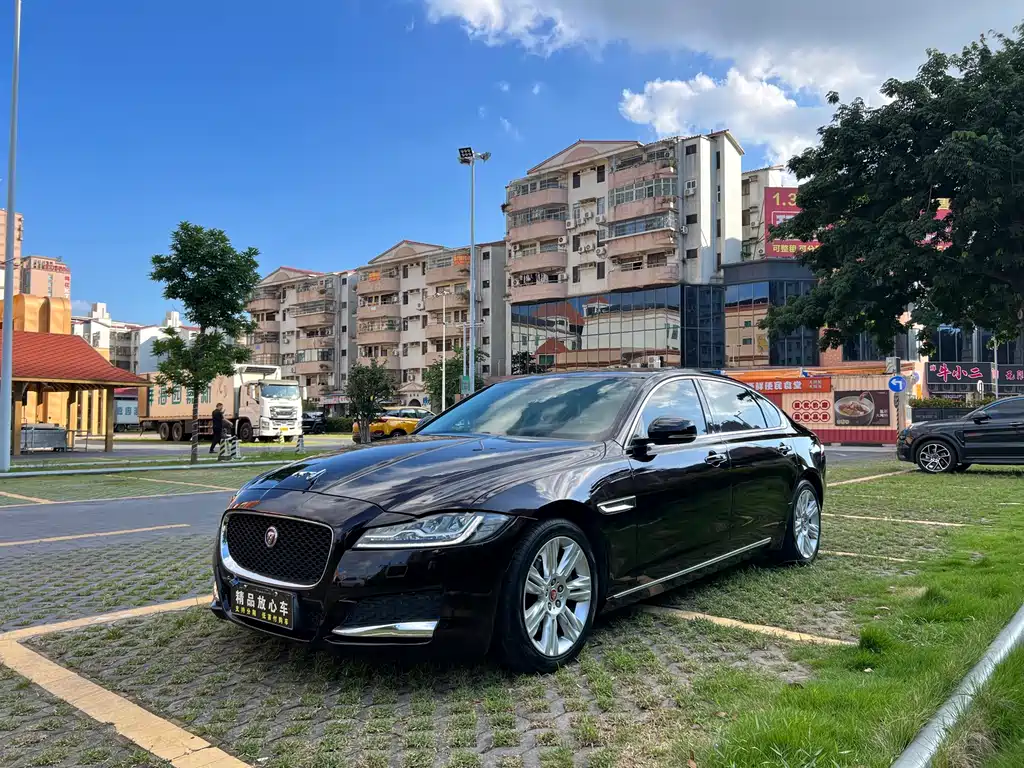 Jaguar XFL — фото 3
