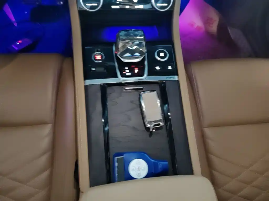 Jaguar XFL — фото 10