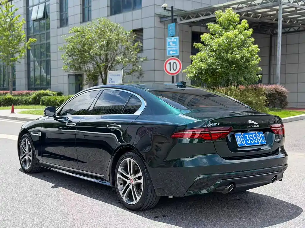 Jaguar XEL — фото 14