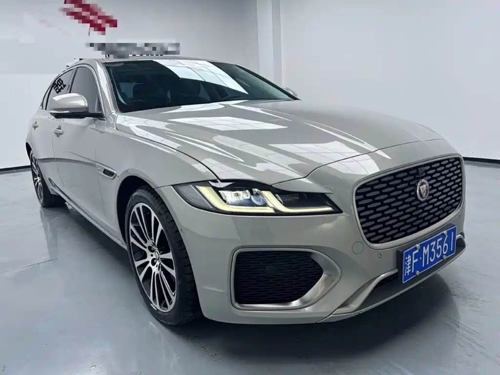 Jaguar XFL — фото 3