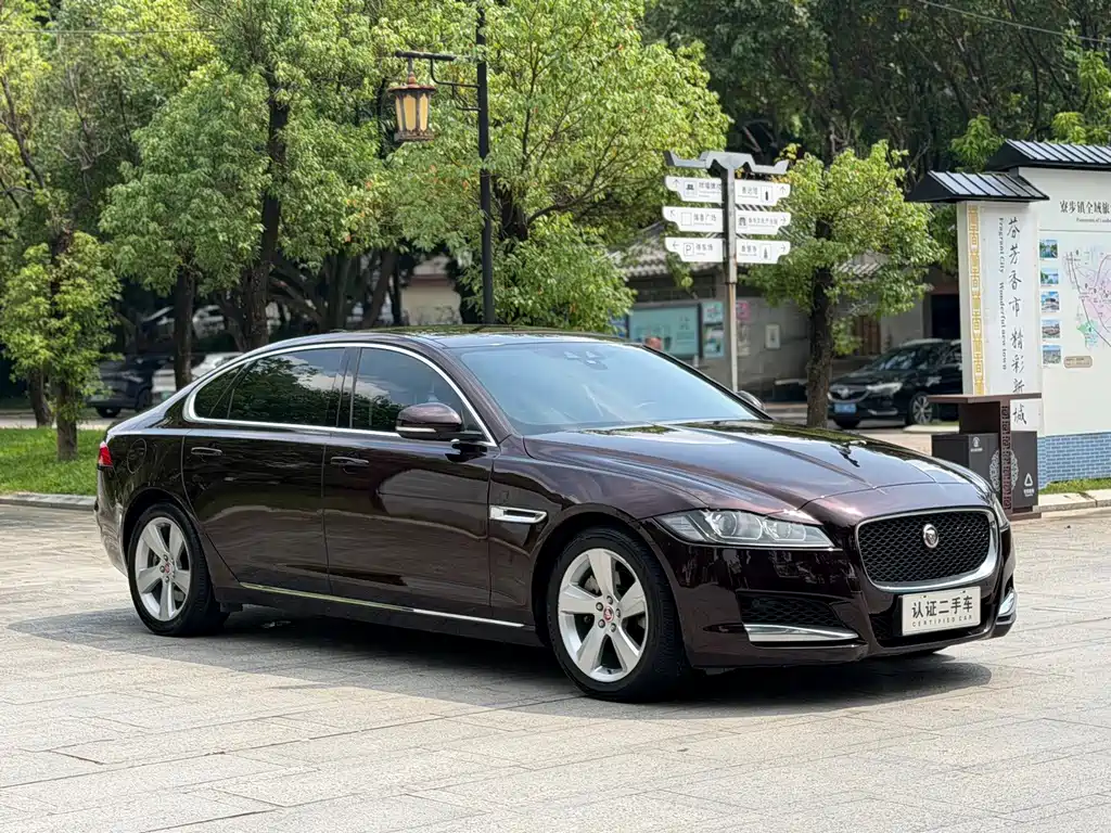 Jaguar XFL — фото 3