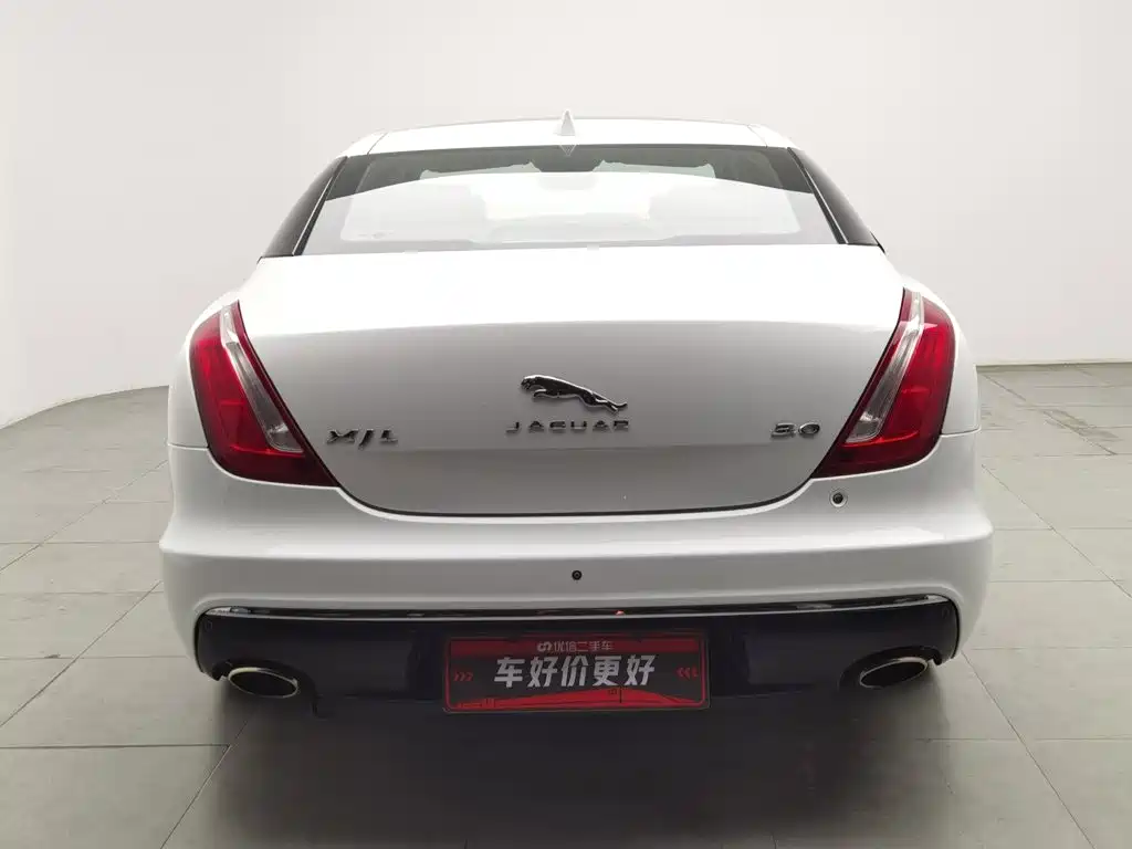 Jaguar XJ — фото 4