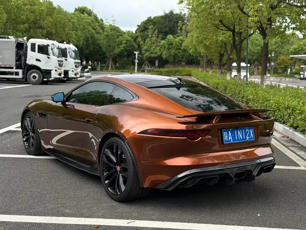 Jaguar F-TYPE — фото 6