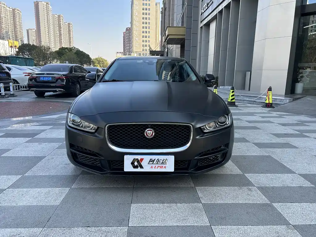 Jaguar XEL — фото 2