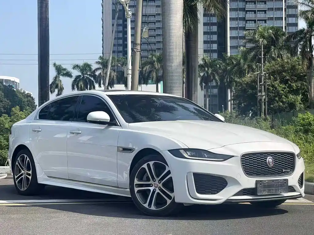 Jaguar XEL — фото 3