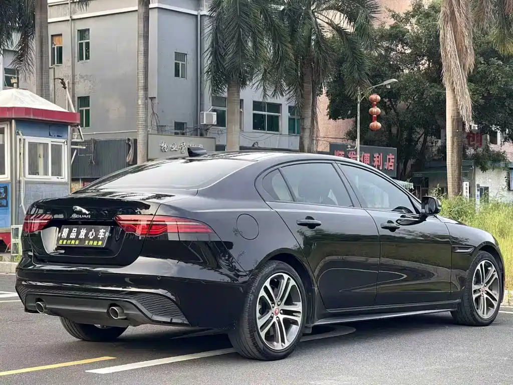 Jaguar XEL — фото 5