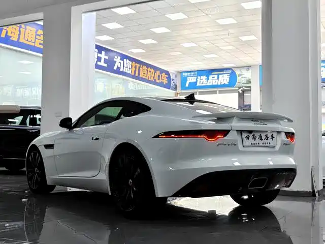 Jaguar F-TYPE — фото 4