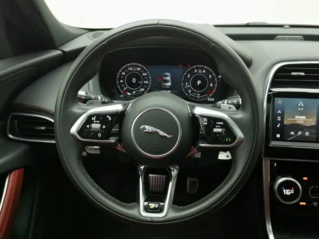 Jaguar XEL — фото 11