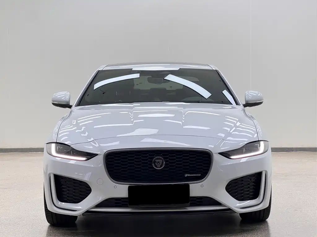 Jaguar XEL — фото 2