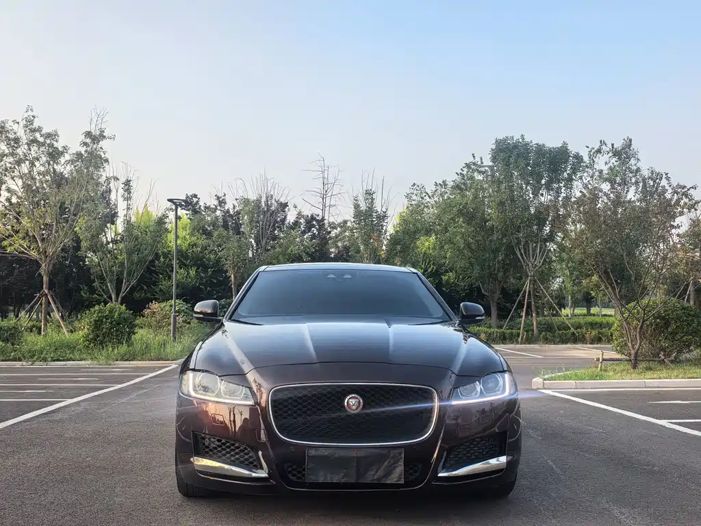 Jaguar XFL — фото 2