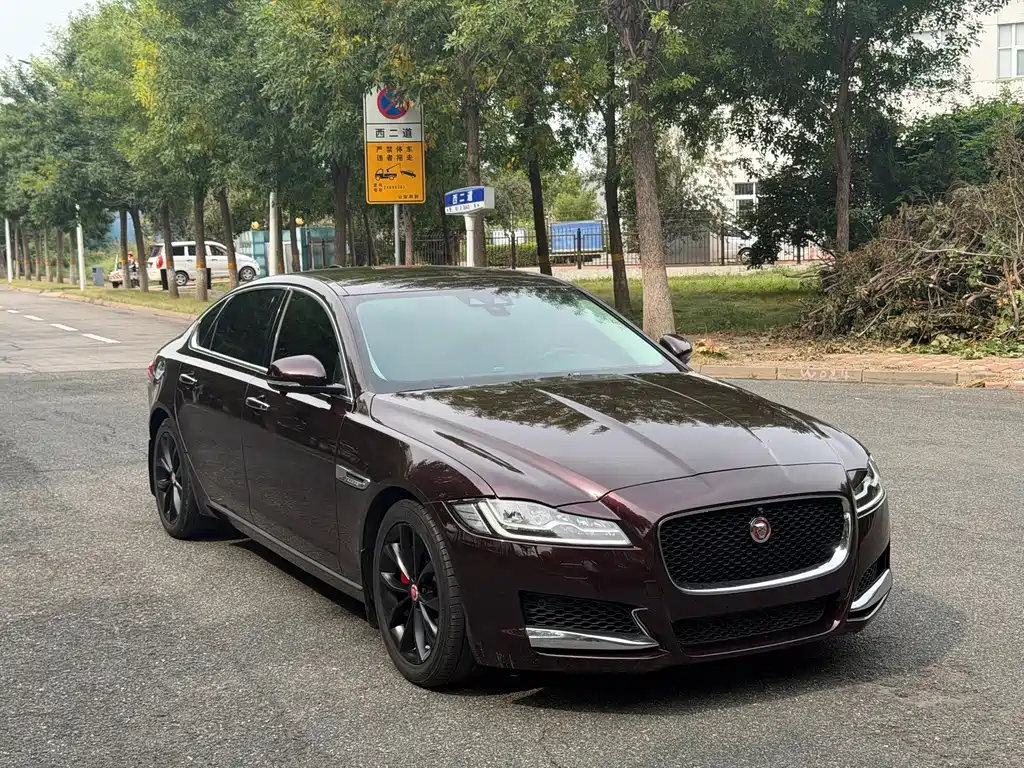 Jaguar XFL — фото 3